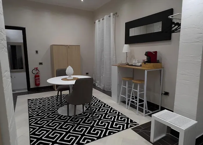 Πανσιόν Del Corso 4*